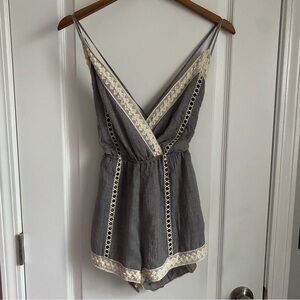 FAVLUX Lace Trim Romper- Size Small